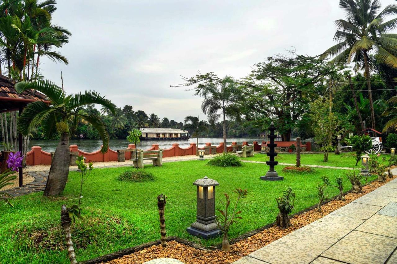 Stayvista At La Riva Heritage Villa With Bicycle Alappuzha Eksteriør bilde