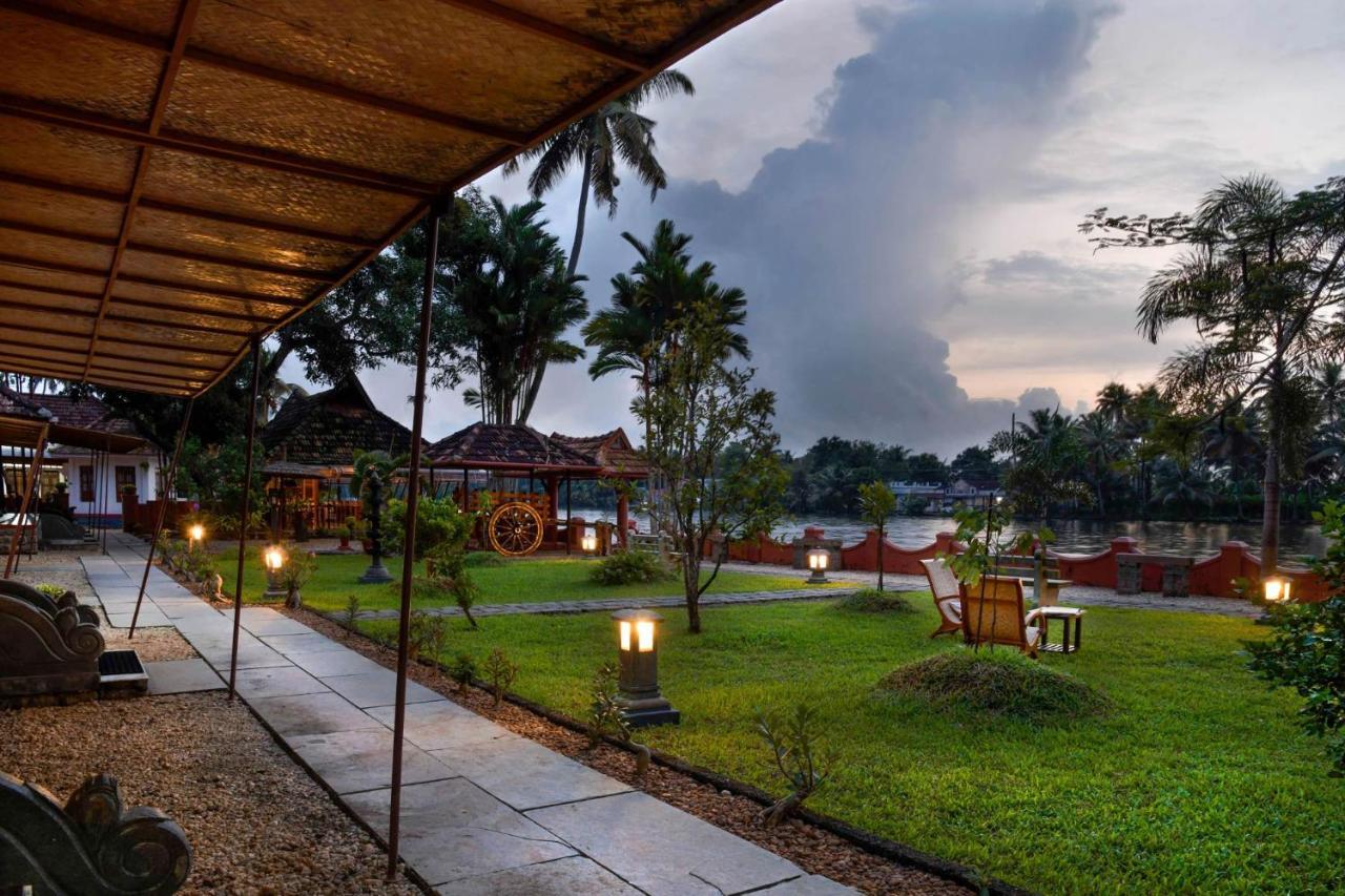 Stayvista At La Riva Heritage Villa With Bicycle Alappuzha Eksteriør bilde