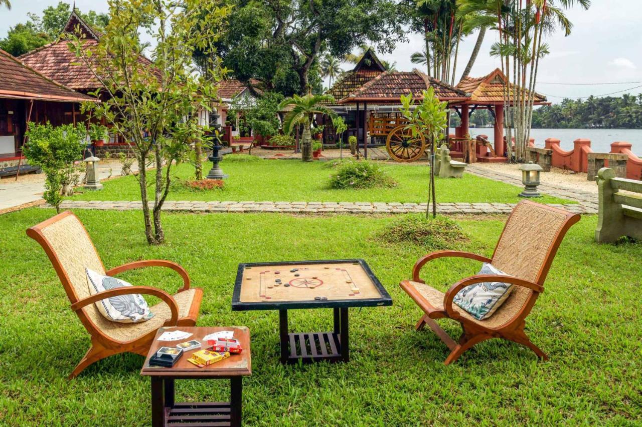 Stayvista At La Riva Heritage Villa With Bicycle Alappuzha Eksteriør bilde